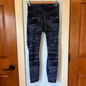 Lululemon Pattern Legging with Mesh